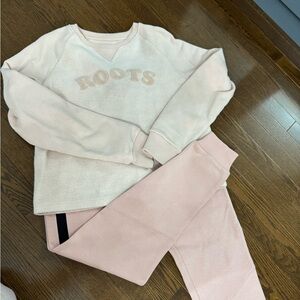 Roots Light Pink Crewneck sweater & trackpants